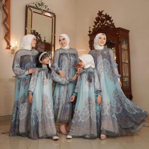 SARIMBIT KELUARGA NADHEERA JANARDANA MARINE BLUE