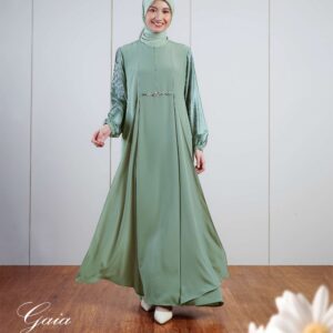 [BUNDLE] NIBRAS GAIA-GAMIS-GREEN-#XS + NADHEERA CALLISTA-SCARF-BLACK