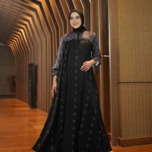 [BUNDLE] NADHEERA SYMPHONY-DRESS-STYLE-2-BLACK-#XL + NIBRAS HIJAB BIHRIA SCARVES BLACK