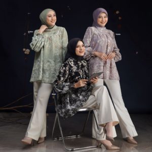 ATASAN NADHEERA HARRA BLOUSE