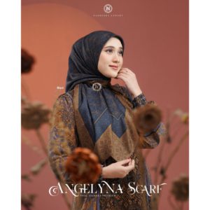 Nadheera Angelyna Scarf