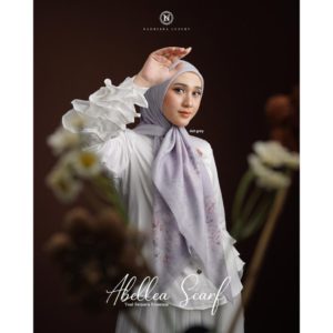 NADHEERA ABELLEA SCARF