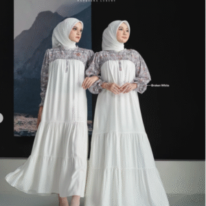 [Bundling Serasi] LORA ILEANA BLOUSE WHITE #S + NADHEERA TANIVVA-DRESS-BROKENWHITE-#S - 2in1 Paket: Gamis & Blouse Putih
