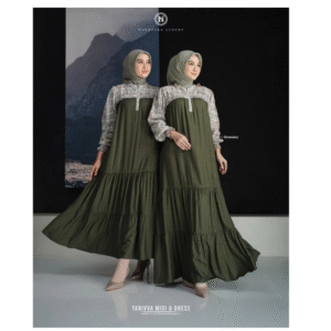 [Bundling Couple] NADHEERA TANIVVA-DRESS-GREENERY-#XXXL + MYSURE ALHAMBRA-KOKOEXCLUSIVE-01-PICKLE-#S - Paket Serasi: Gamis & Koko Dewasa