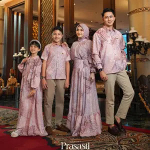 NADHEERA PRASASTI FAMSET PINKY BLUSH
