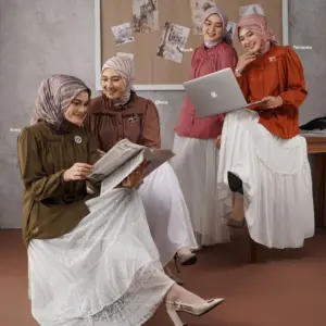 ATASAN NADHEERA WANDAZA BLOUSE